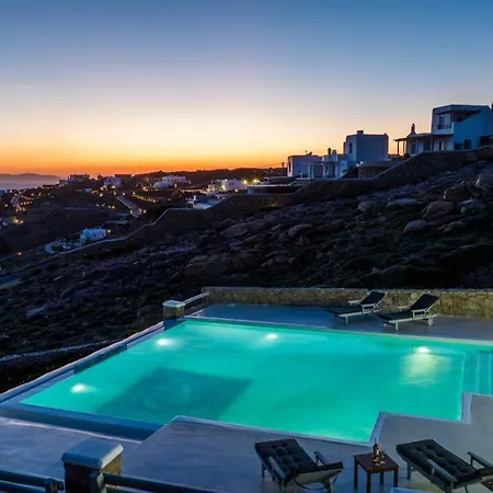 Jet By Mykonos Rocks * Mykonos Town