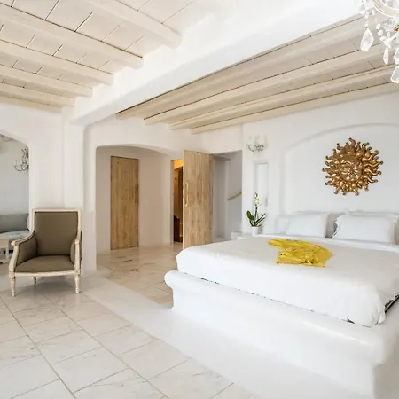 Jet By Mykonos Rocks *