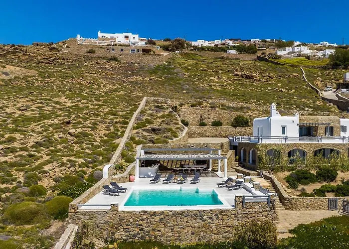 Jet By Mykonos Rocks *