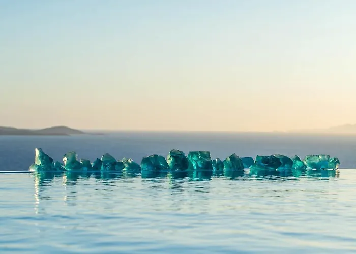 Jet By Mykonos Rocks *